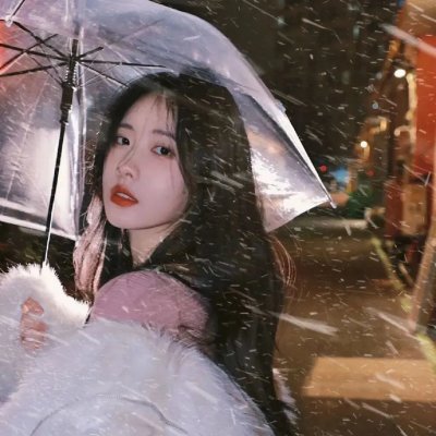 唱歌的六个女人